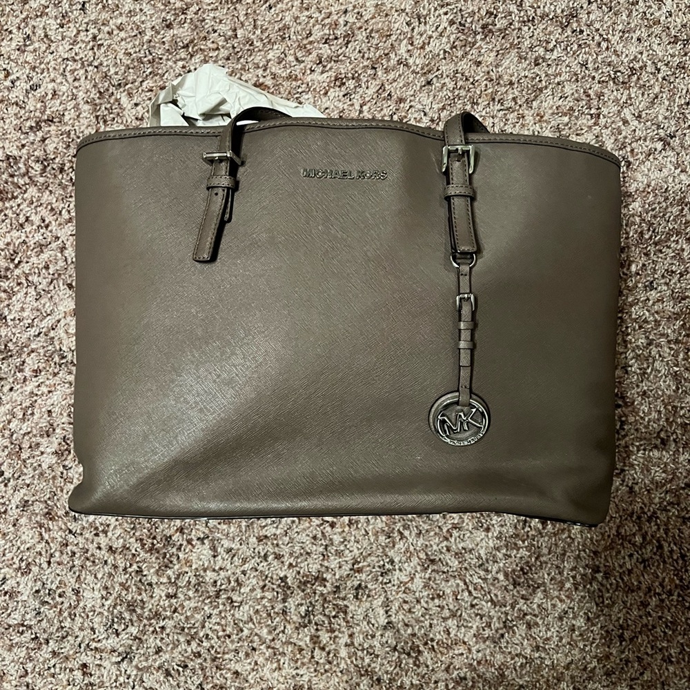 Michael Kors taupe satchel handbag - Picture 2 of 5